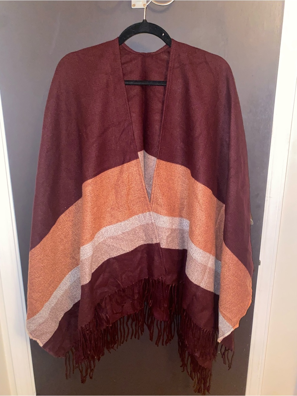 UNIQLO Colour Block Fringe Wrap in Fall Colours